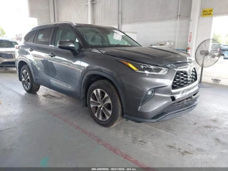 TOYOTA TOYOTA HIGHLANDER XLE