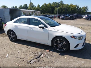 MERCEDES-BENZ MERCEDES-BENZ A 220