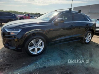AUDI Q8 PREMIUM