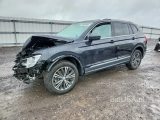VOLKSWAGEN TIGUAN SE