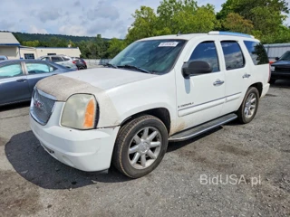GMC YUKON DENALI