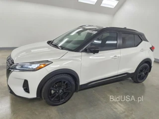NISSAN KICKS SR