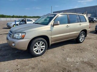 TOYOTA HIGHLANDER HYBRID