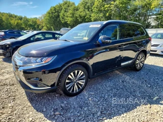 MITSUBISHI OUTLANDER SE