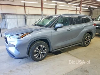 TOYOTA HIGHLANDER XLE