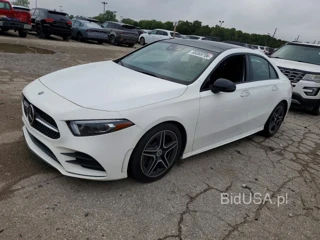 MERCEDES-BENZ A 220 4MATIC