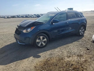 KIA NIRO LX