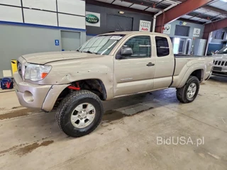 TOYOTA TACOMA ACCESS CAB