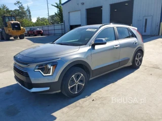 KIA NIRO LX