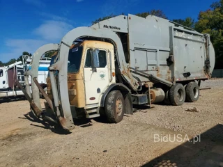 PETERBILT 320