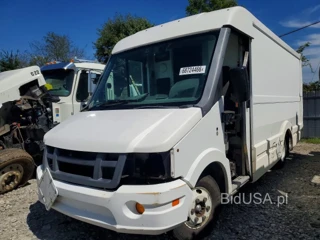 ISUZU REACH