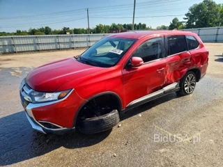 MITSUBISHI OUTLANDER SE