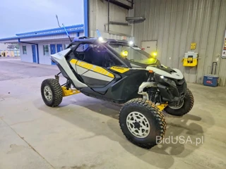 CAN-AM MAVERICK R