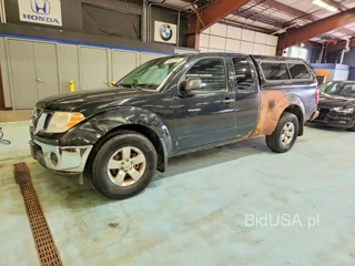 NISSAN FRONTIER SV V6