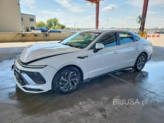 HYUNDAI SONATA HYBRID BLUE
