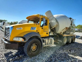 MACK GRANITE