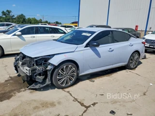NISSAN ALTIMA SR