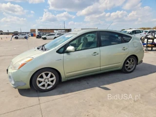 TOYOTA PRIUS TOURING