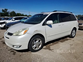 TOYOTA SIENNA XLE 7 PASSENGER