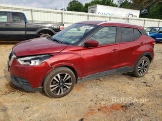 NISSAN KICKS SV