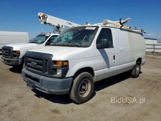 FORD ECONOLINE E250 VAN