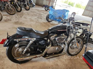 HARLEY-DAVIDSON XL883 C