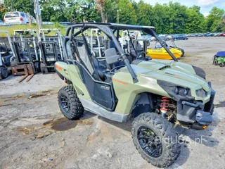 CAN-AM COMMANDER 800R
