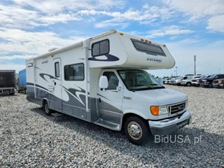 FORD ECONOLINE E450 SUPER DUTY CUTAWAY VAN