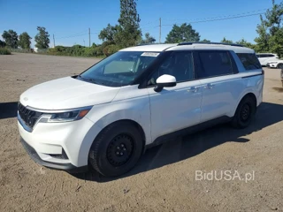 KIA CARNIVAL LX