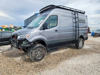 MERCEDES-BENZ SPRINTER 2500