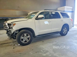 TOYOTA SEQUOIA SR5