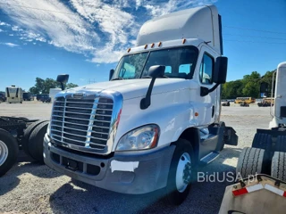 FREIGHTLINER CASCADIA 125