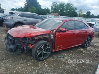 VOLKSWAGEN PASSAT R-LINE