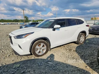 TOYOTA HIGHLANDER LE