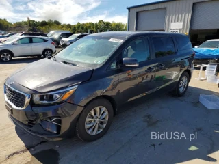 KIA SEDONA LX