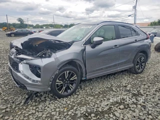 MITSUBISHI ECLIPSE CROSS SE
