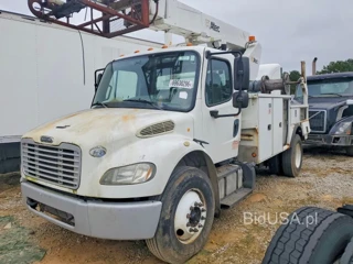 FREIGHTLINER M2