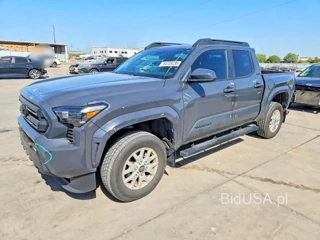 TOYOTA TACOMA SR5