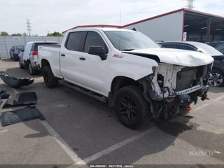 CHEVROLET CHEVROLET SILVERADO 1500 4WD  STANDARD BED LT TRAIL BOSS