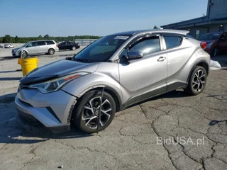 TOYOTA C-HR XLE