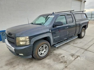 CHEVROLET SILVERADO K1500