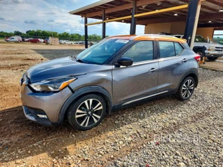 NISSAN KICKS S