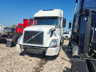 VOLVO VNL