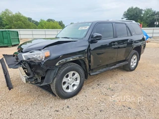 TOYOTA 4RUNNER SR5