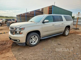 CHEVROLET SUBURBAN C1500 LT