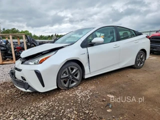 TOYOTA PRIUS XLE