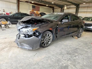 MAZDA 3 TOURING