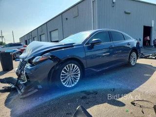 TOYOTA AVALON LIMITED