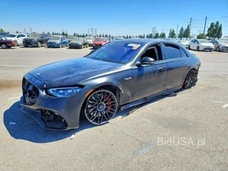 MERCEDES-BENZ S 63 E PERFORMANCE