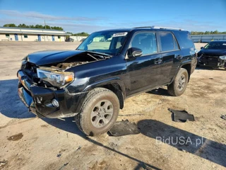 TOYOTA 4RUNNER SR5 PREMIUM